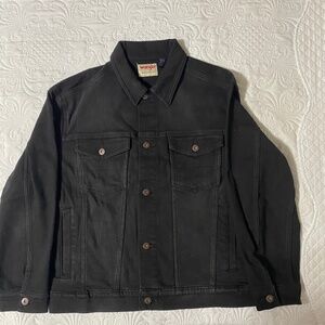 Like New Wrangler Black Denim Jacket Men’s Medium